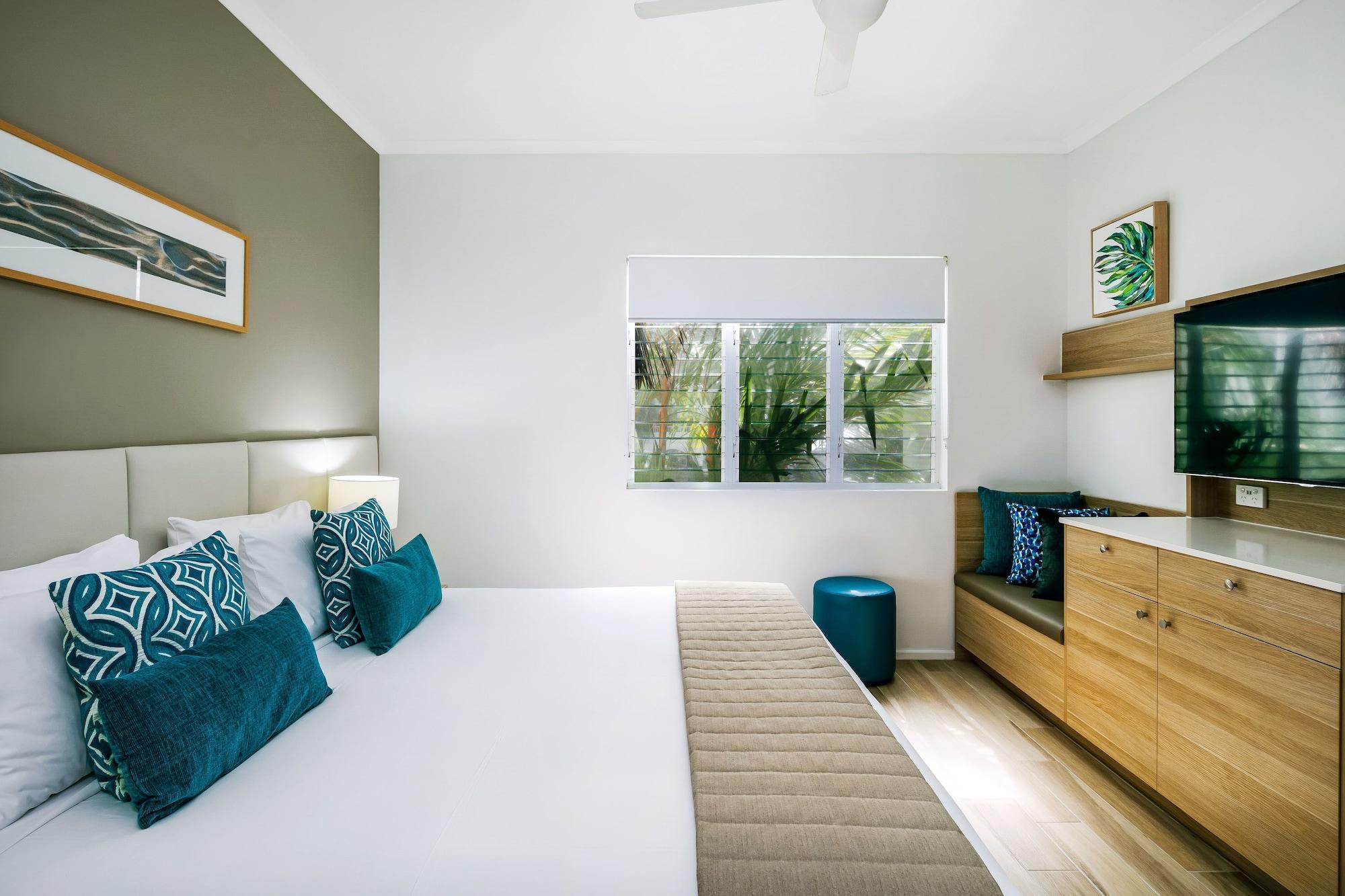 Mantra PortSea Port Douglas Exterior foto