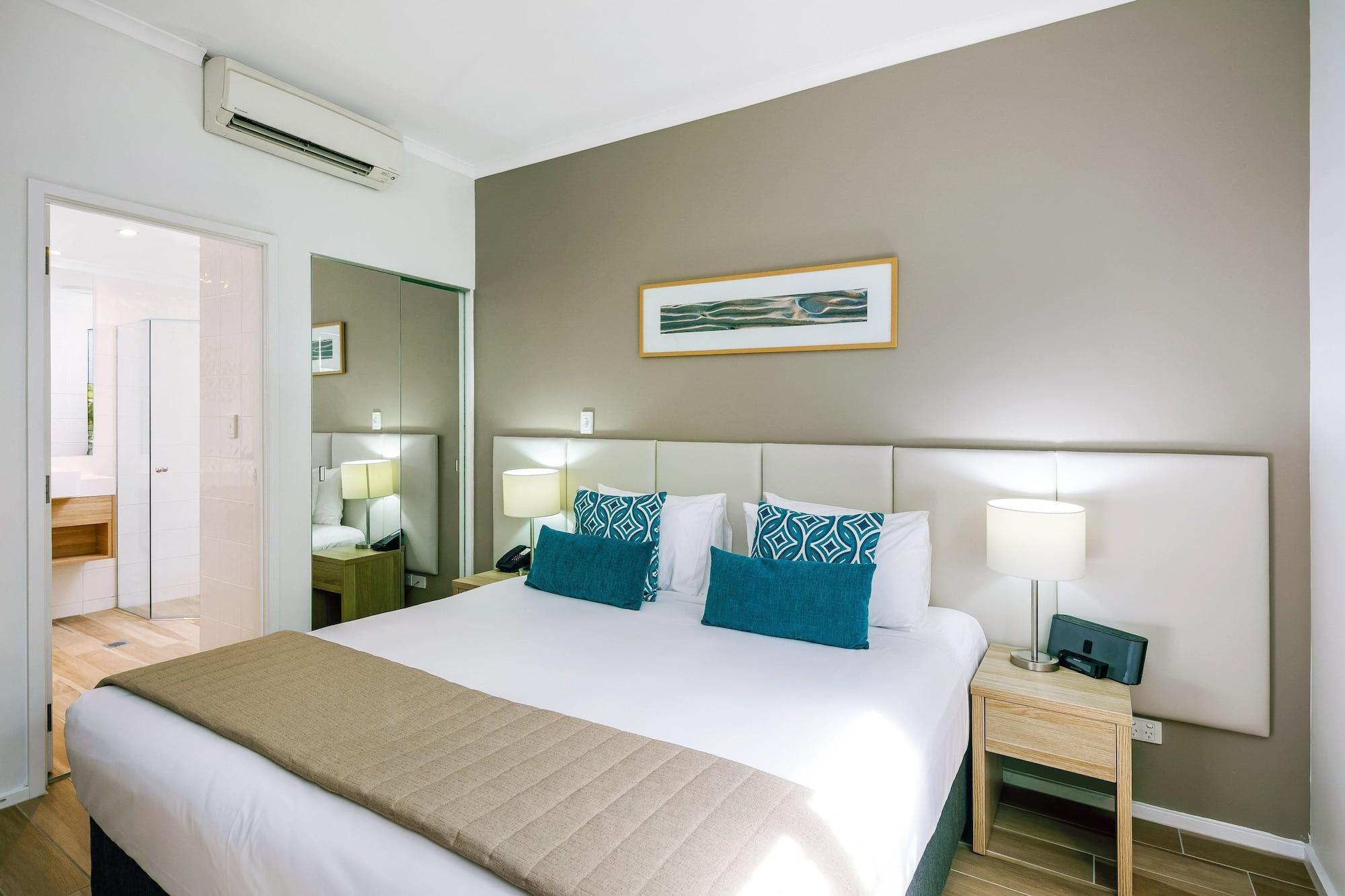 Mantra PortSea Port Douglas Exterior foto