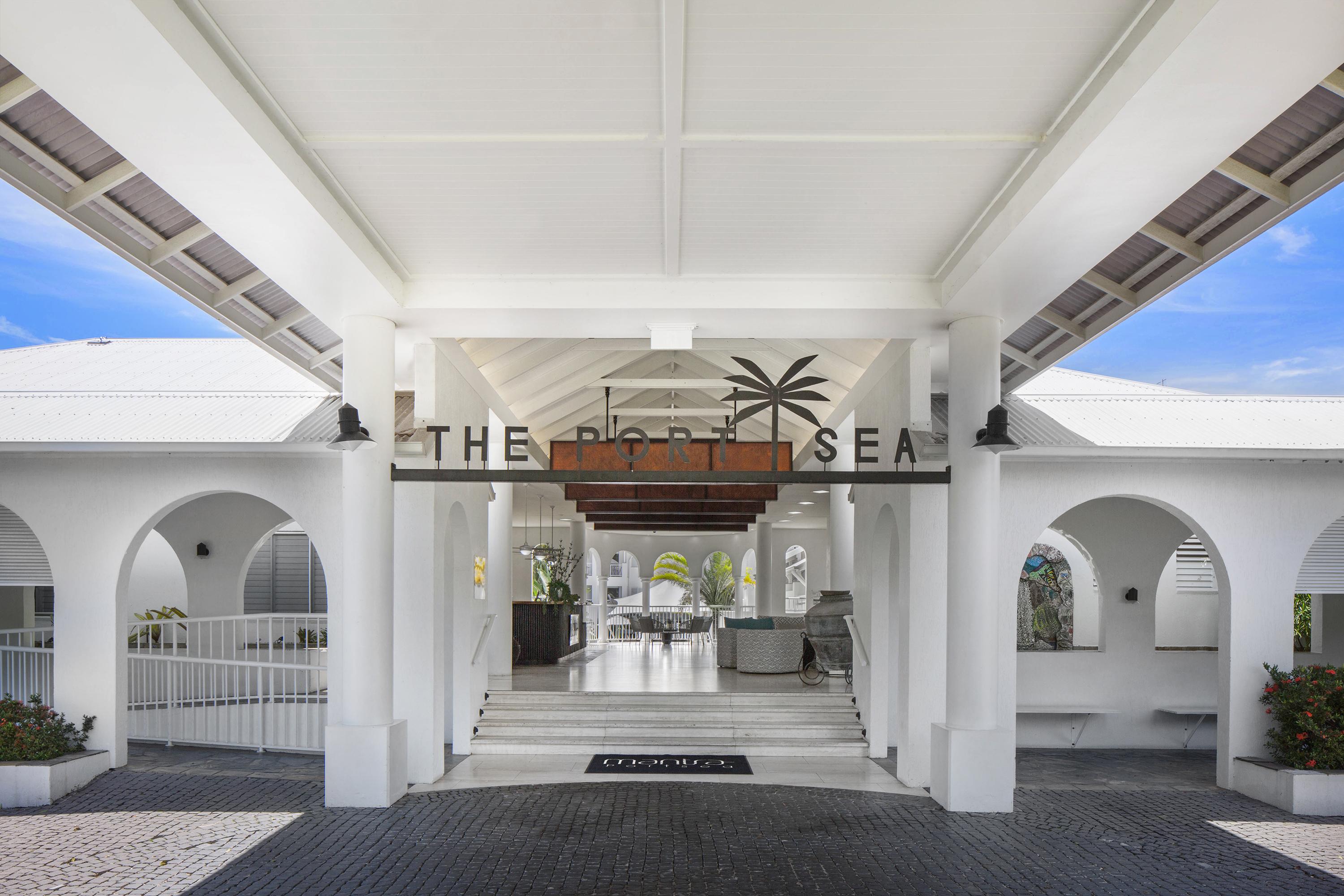 Mantra PortSea Port Douglas Exterior foto