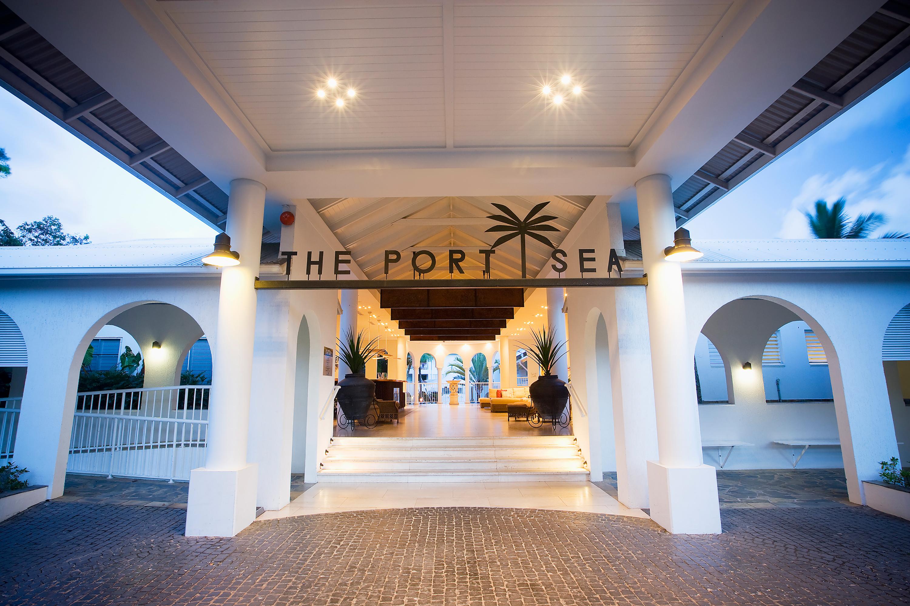 Mantra PortSea Port Douglas Exterior foto