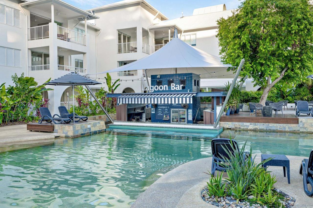 Mantra PortSea Port Douglas Exterior foto