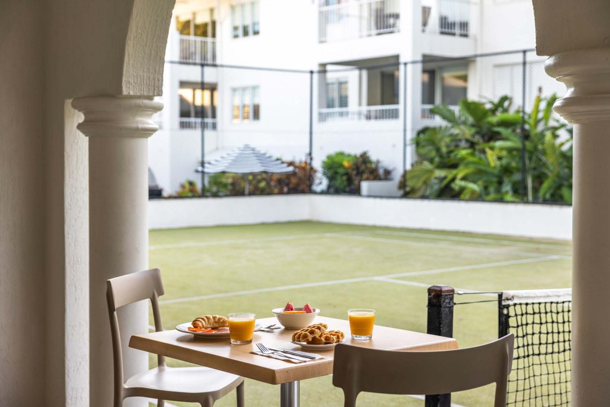 Mantra PortSea Port Douglas Exterior foto